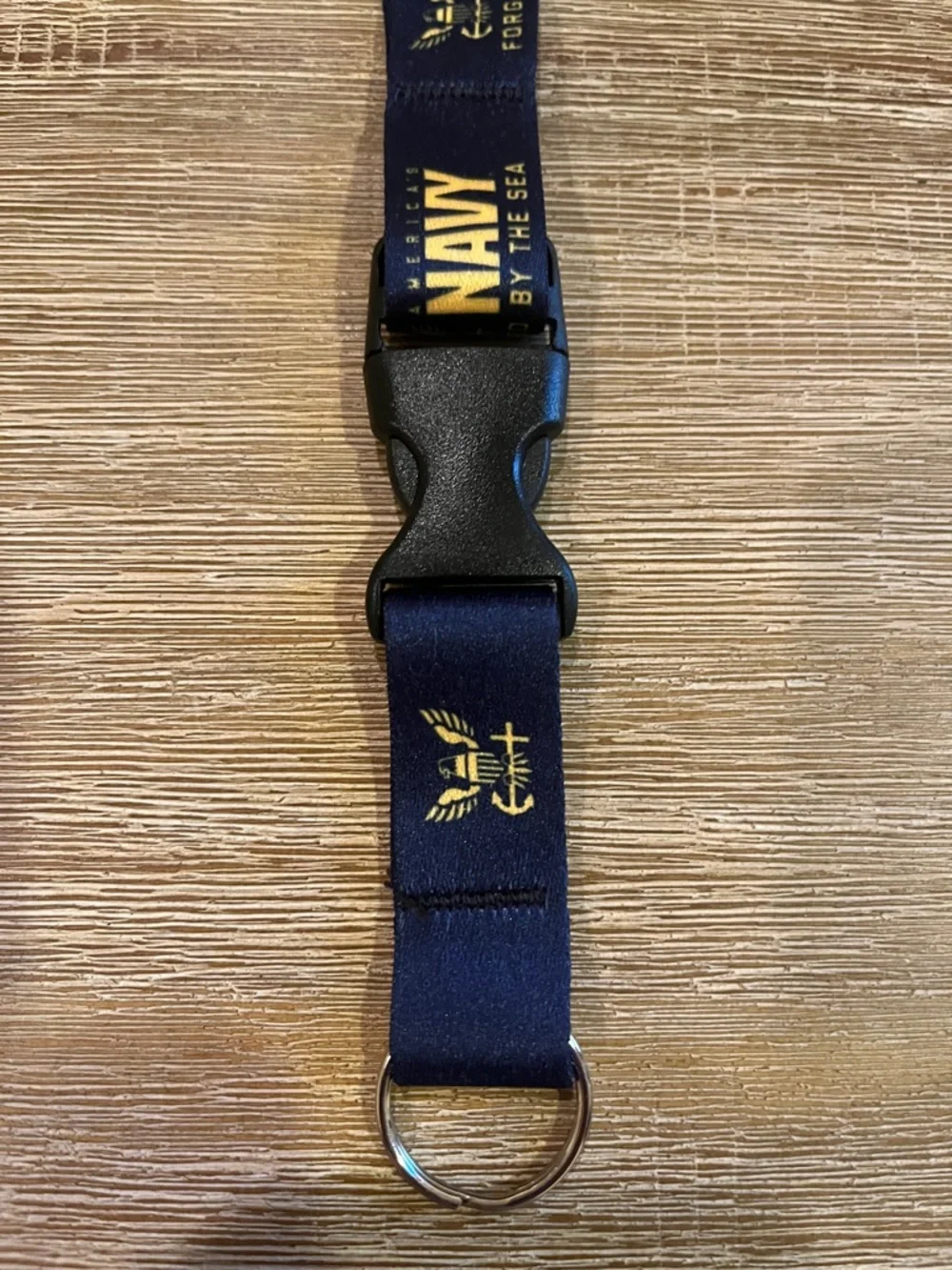 N/A navy lanyard