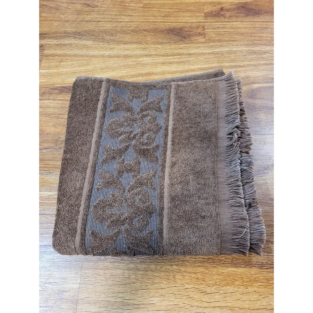 Vtge 70s Brown Scroll Design Bath Towel