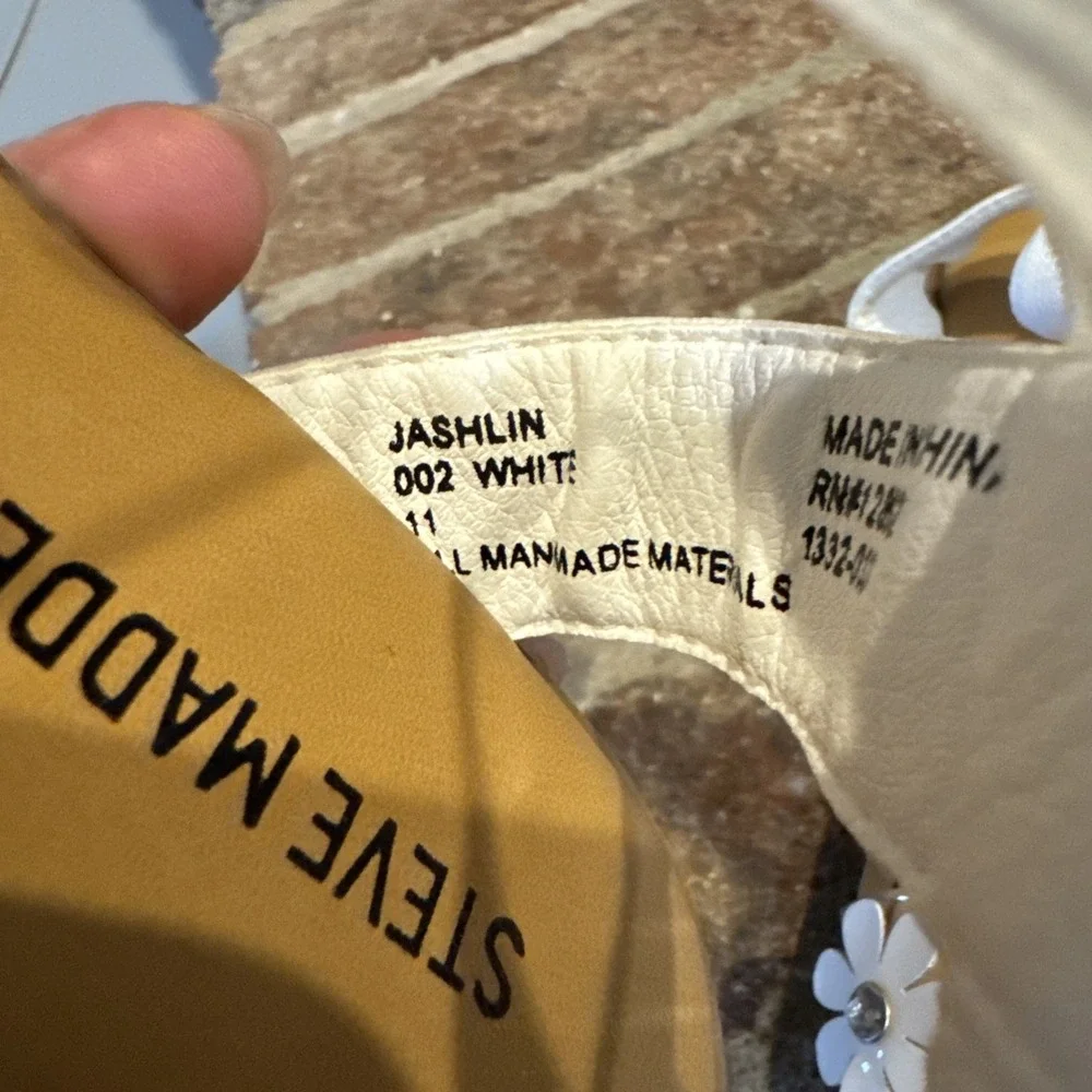 Steve Madden steve madden