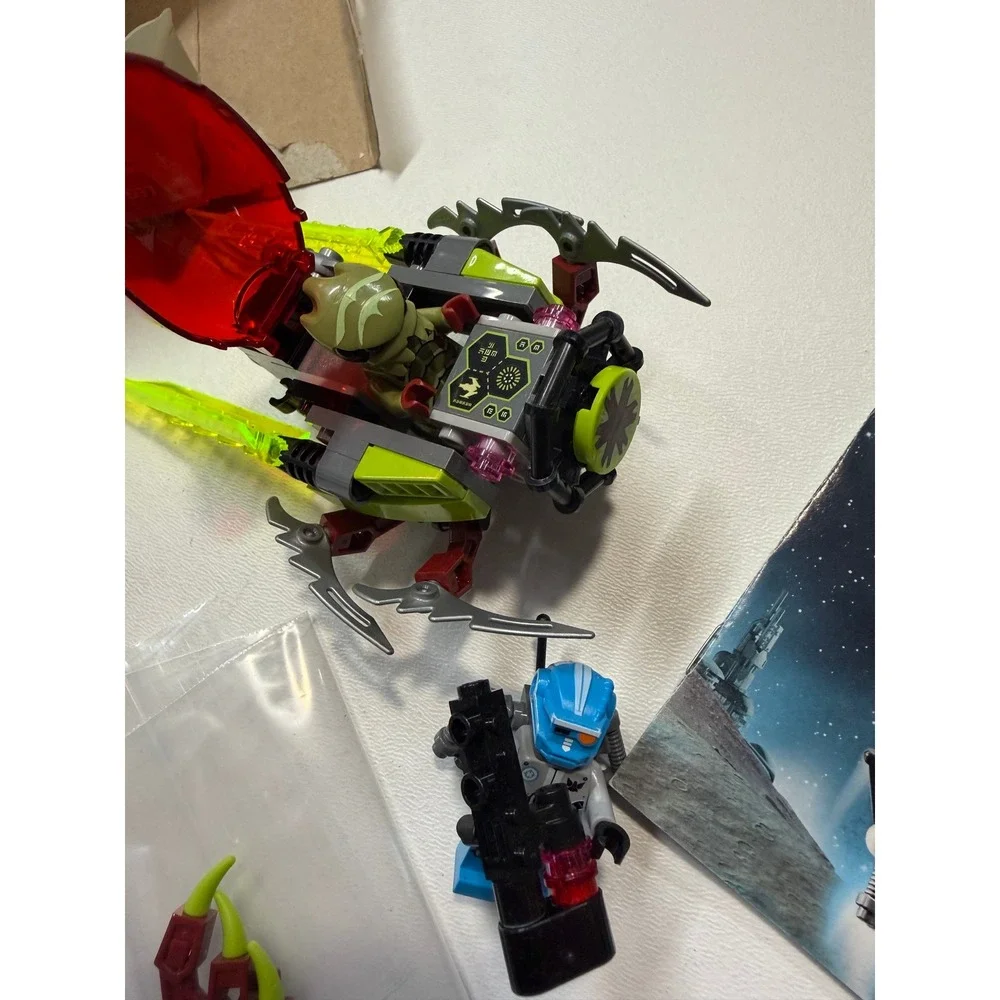 LEGO Galaxy Squad Space Swarmer 70700 Alien Bug Craft Minifigures Box Manual