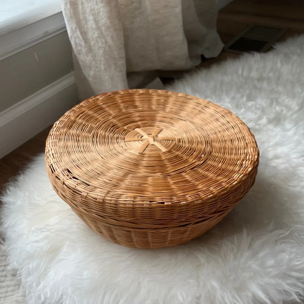 Vintage Japanese‎ Lidded Sewing Basket