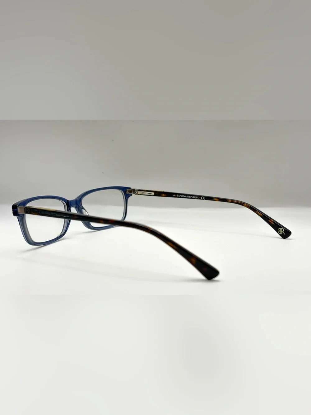 Banana Republic listing pair