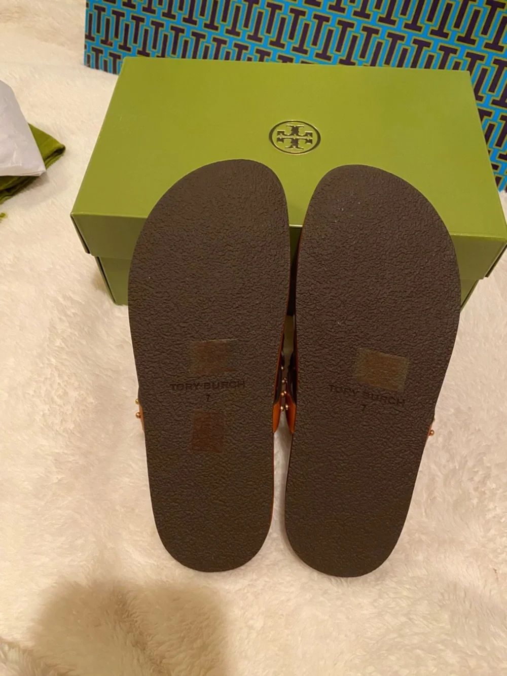 Tory Burch classic tory