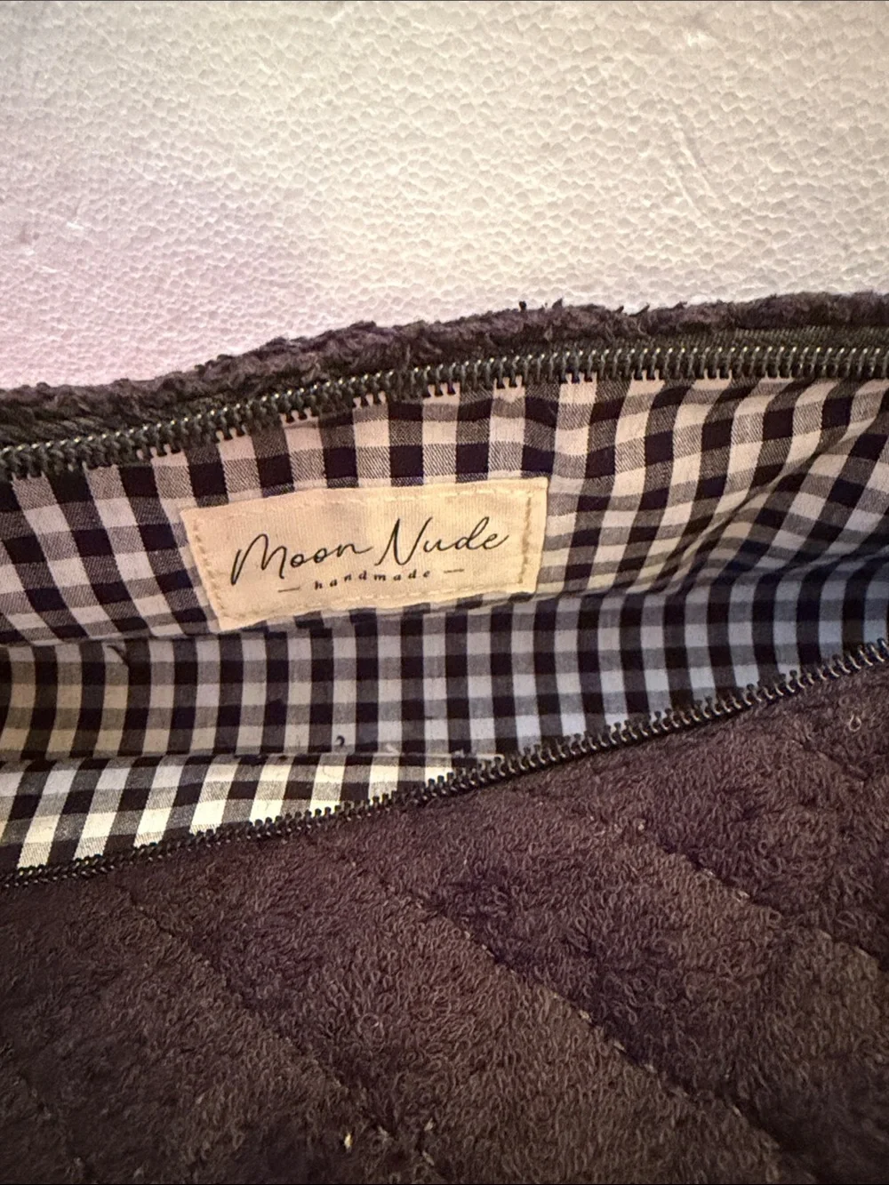 Moon Nude black quilted