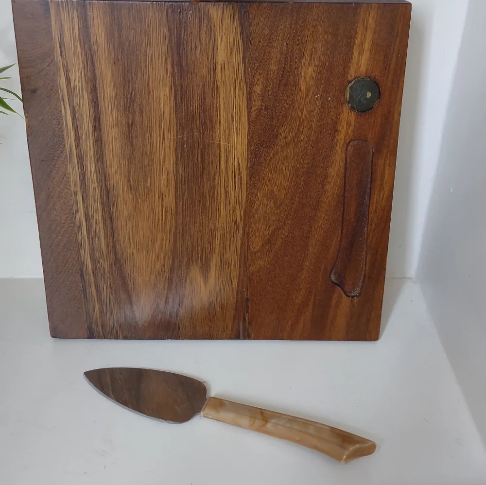 Adirondack Bowls, Inc. mcm footed