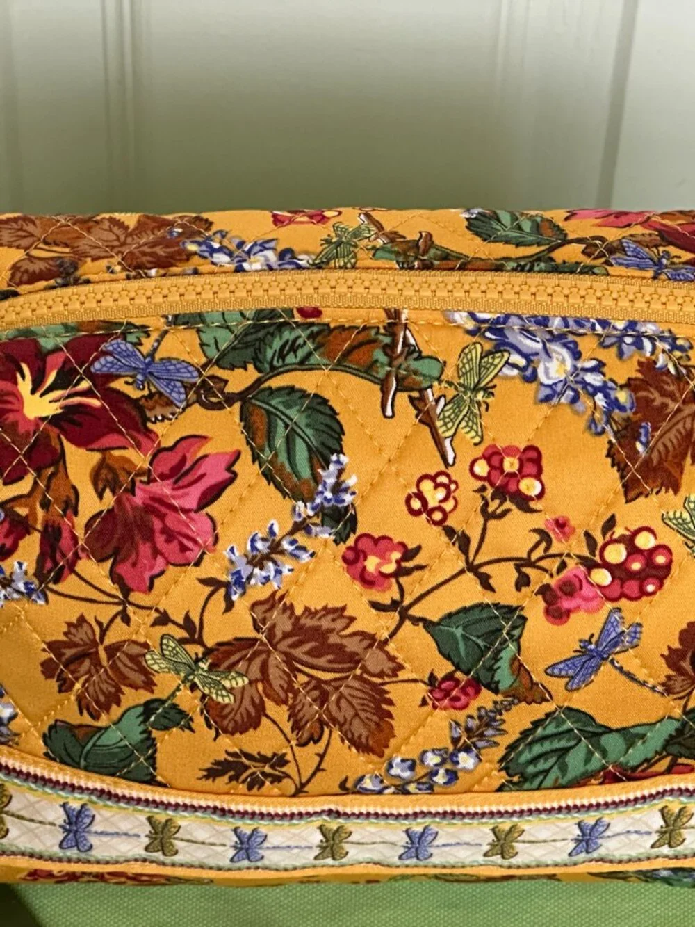 VERA BRADLEY X GILMORE GIRLS show your