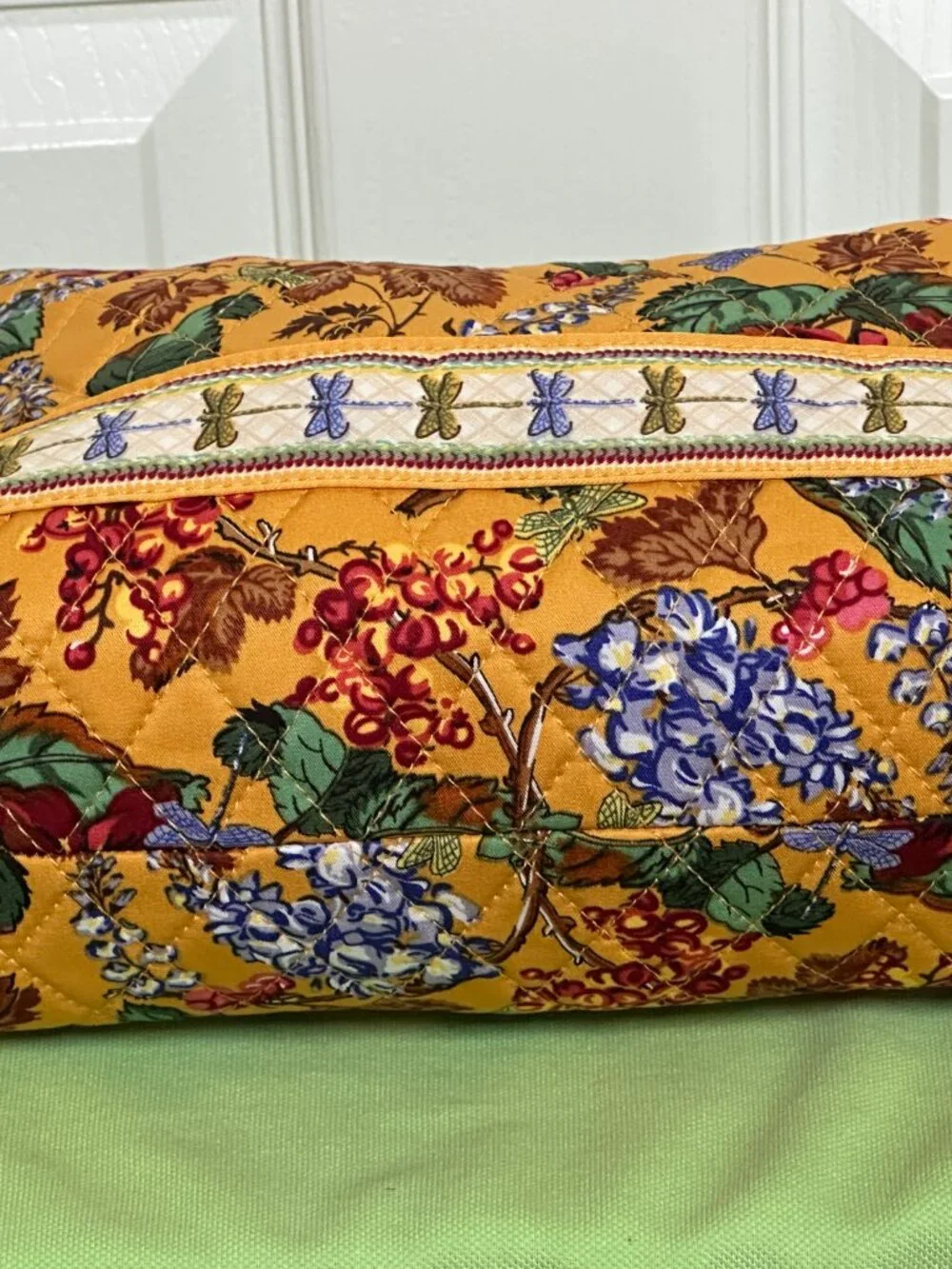 VERA BRADLEY X GILMORE GIRLS show your