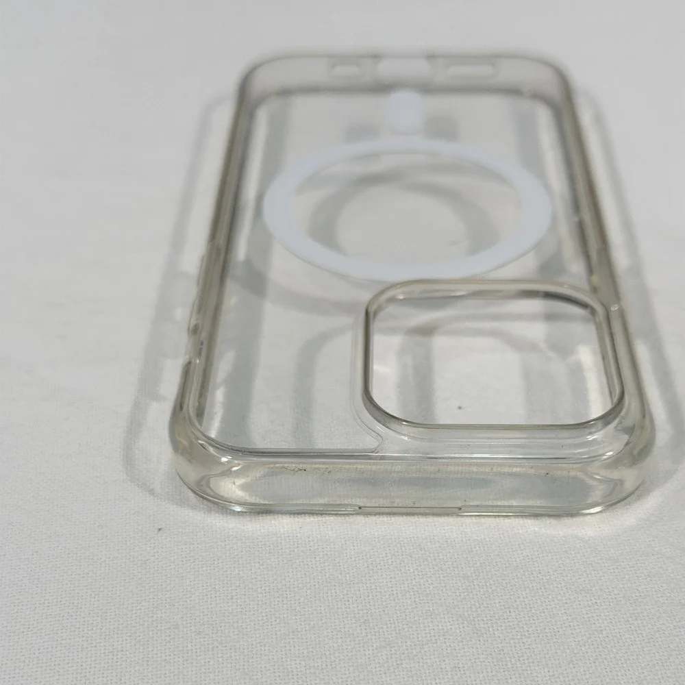 N/A clear magsafe