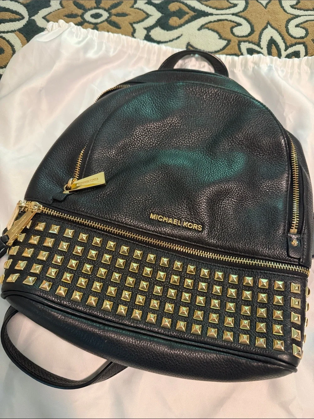 Michael Kors compact leather