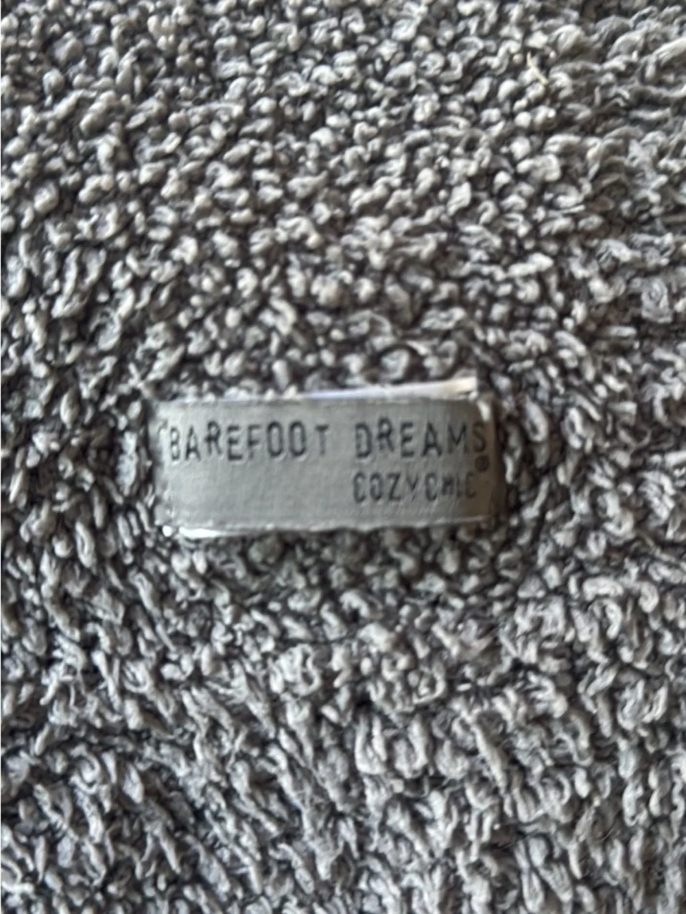 Barefoot Dreams image shows