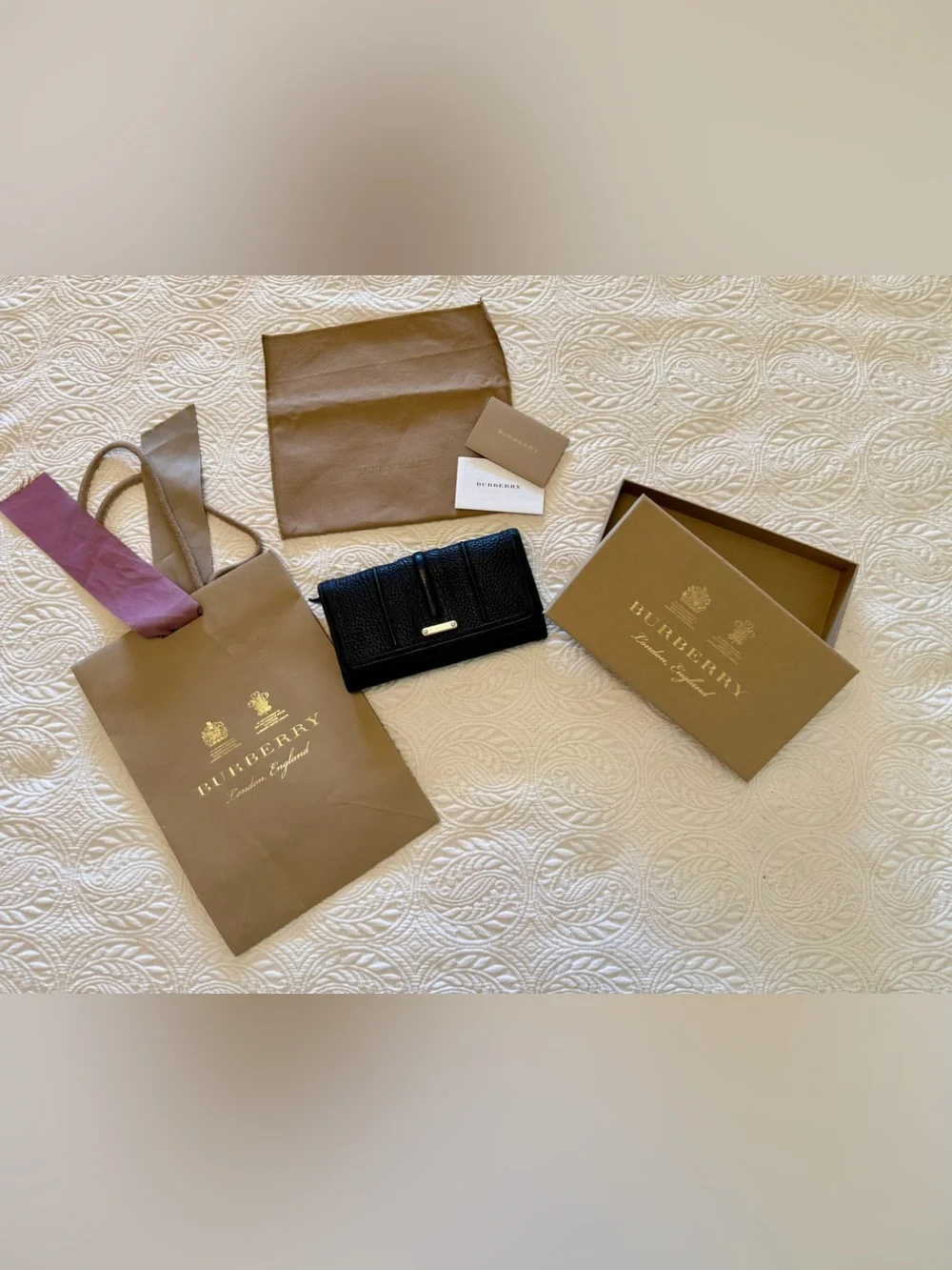 Burberry long wallet