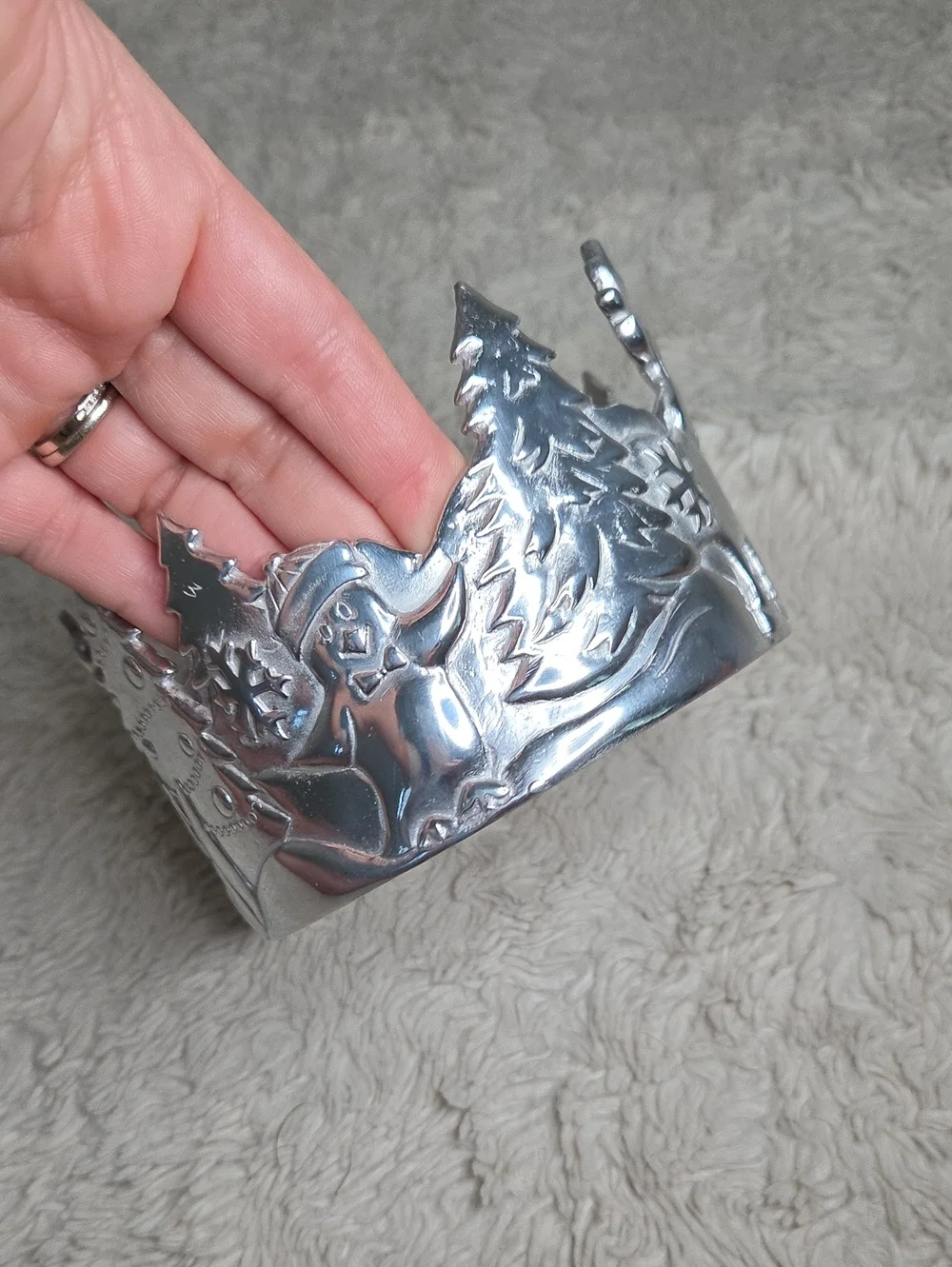 Lenox yuletide metal