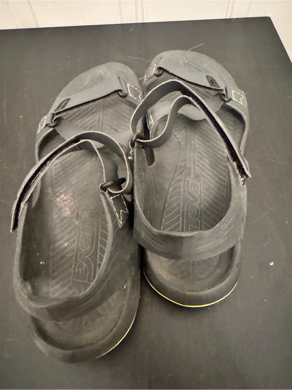 Teva men’s barracuda