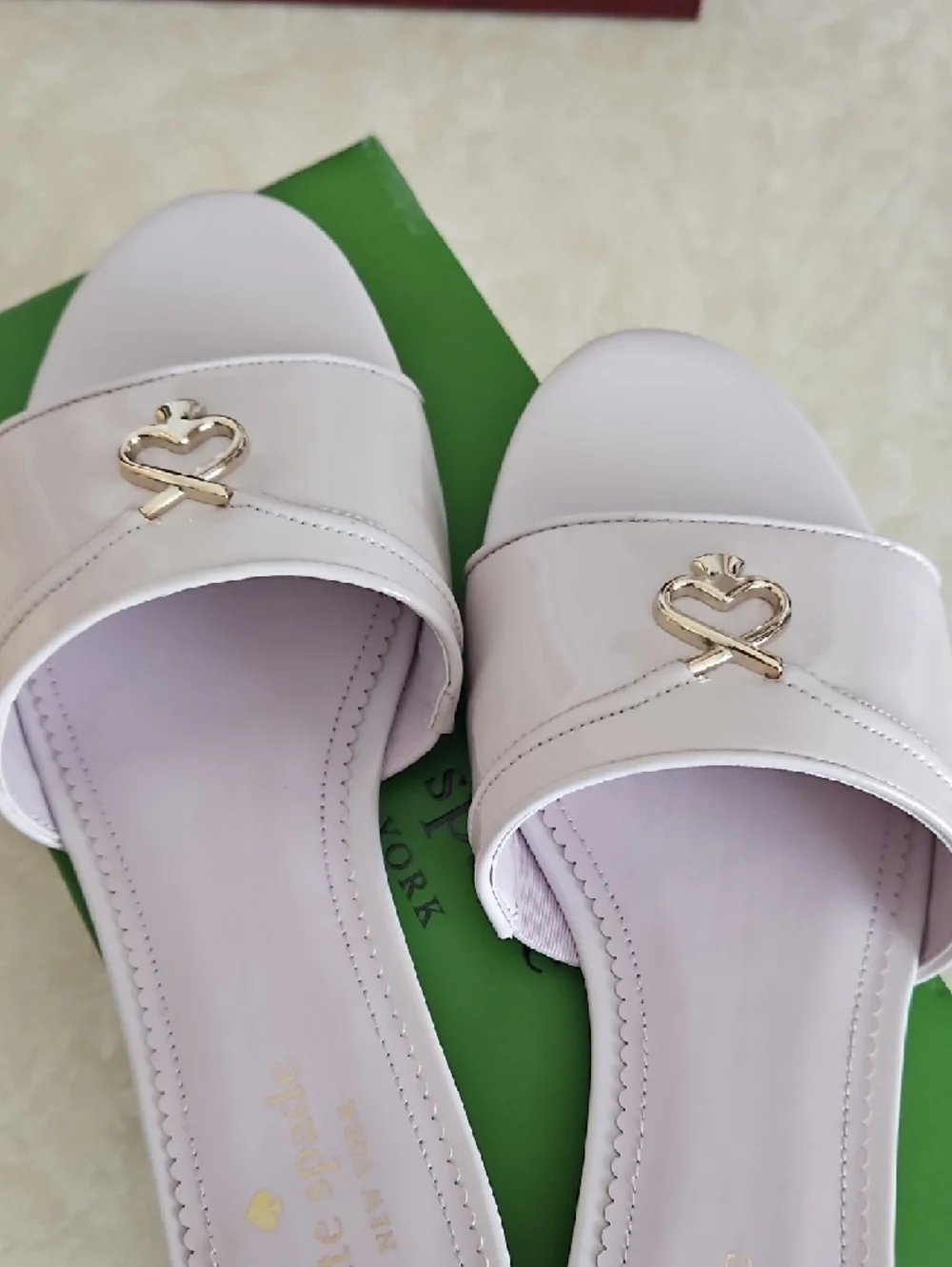 kate spade sleek patent