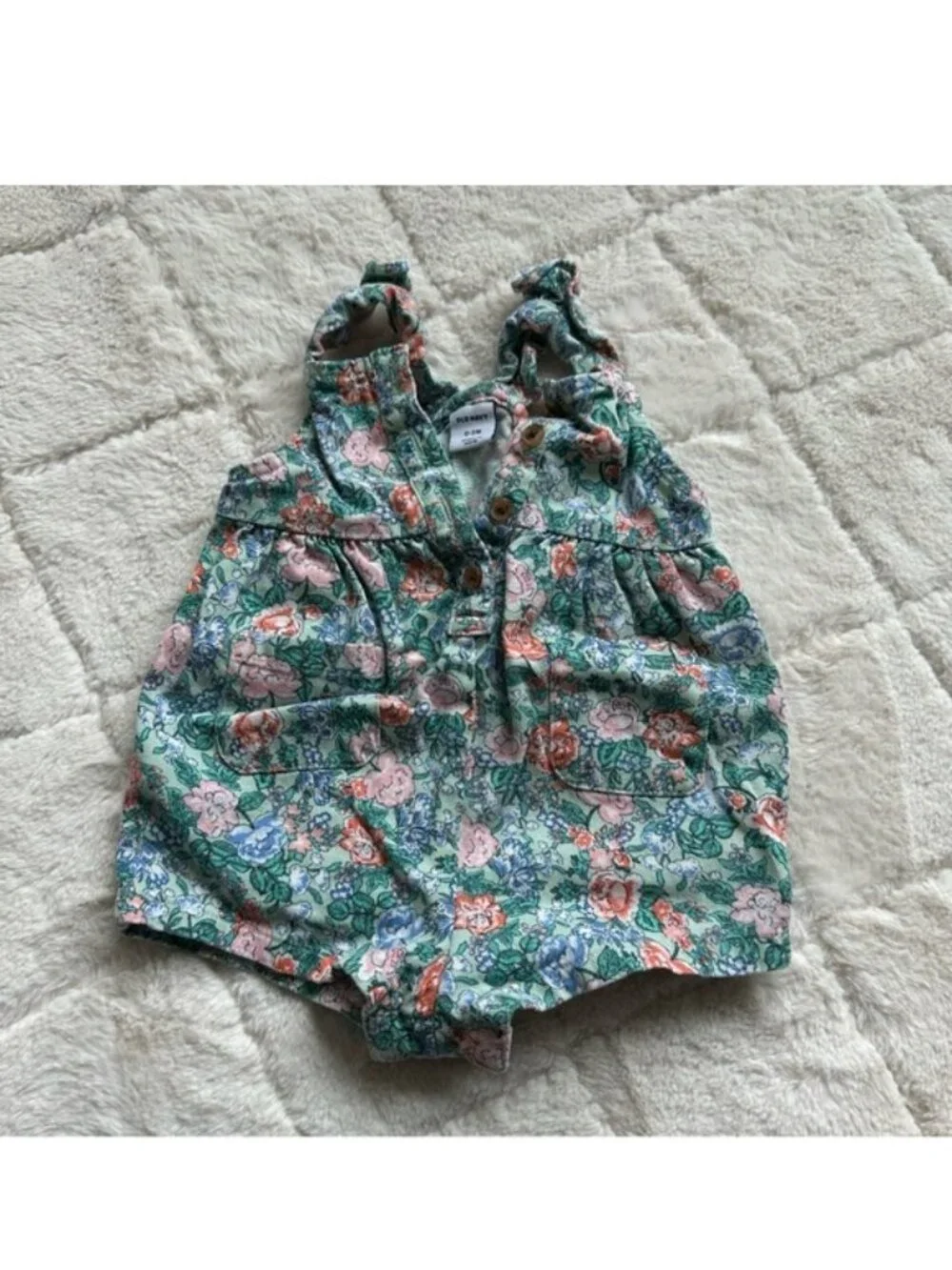 Old Navy brand old