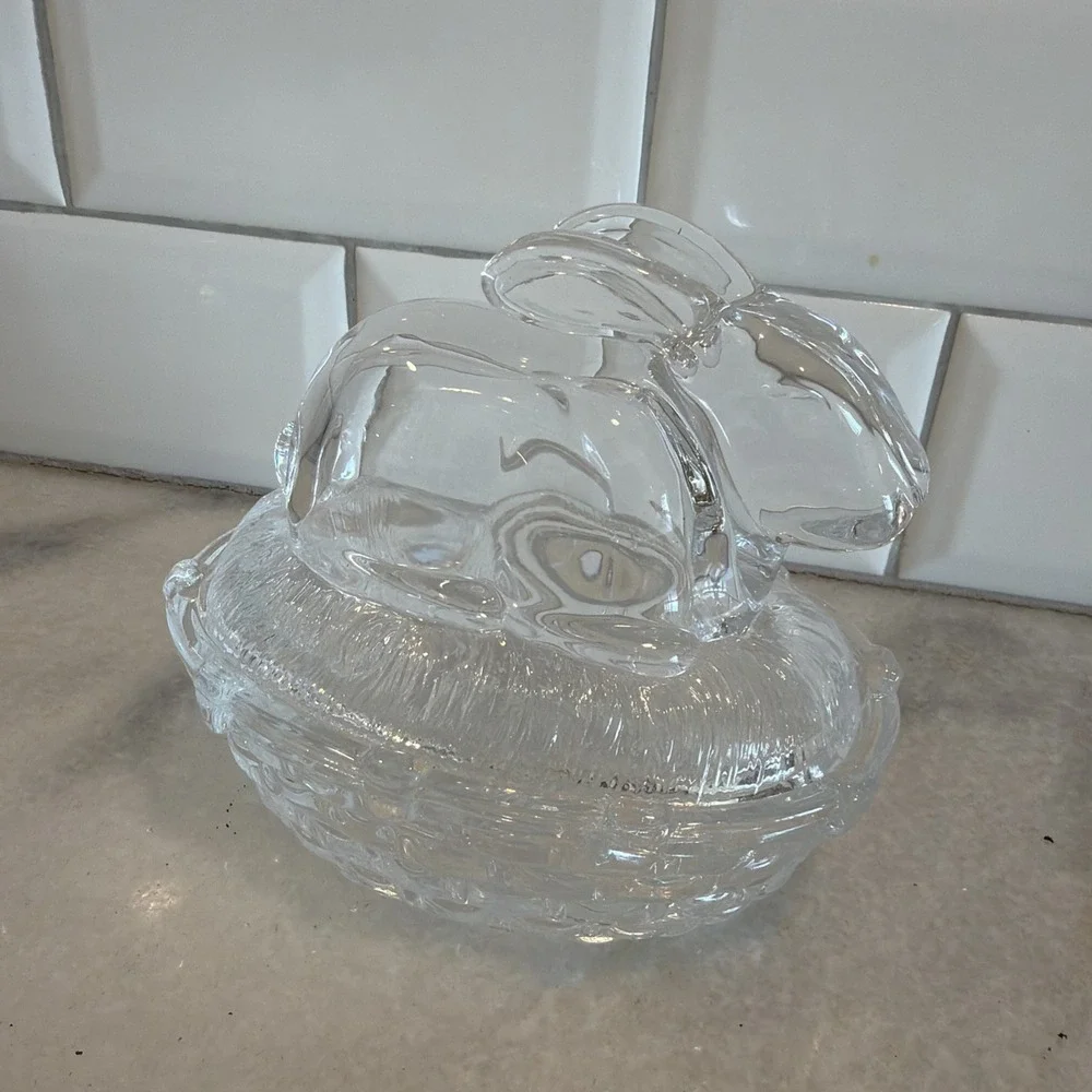 Vtg William Sonoma Bunny on Nest Rabbit Clear Glass‎ Covered Candy Dish