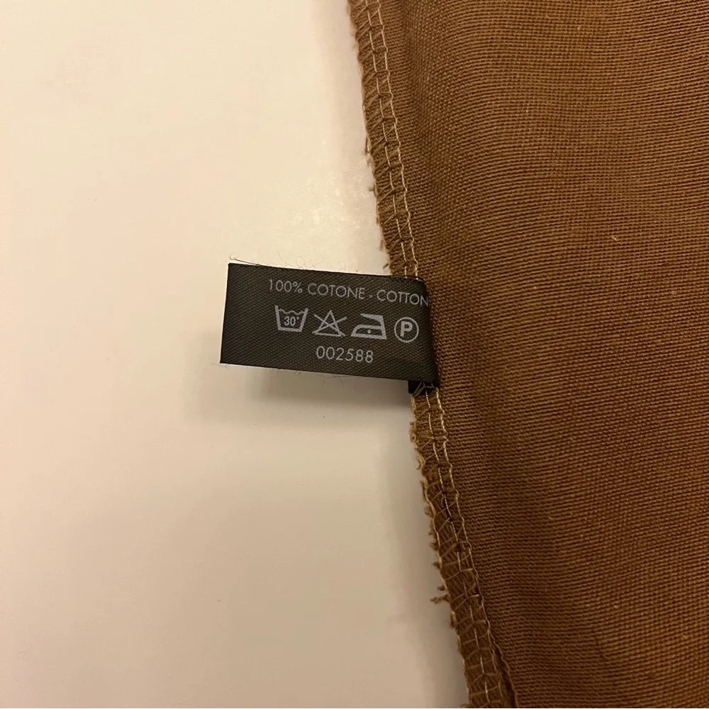 Gucci authenticity tag