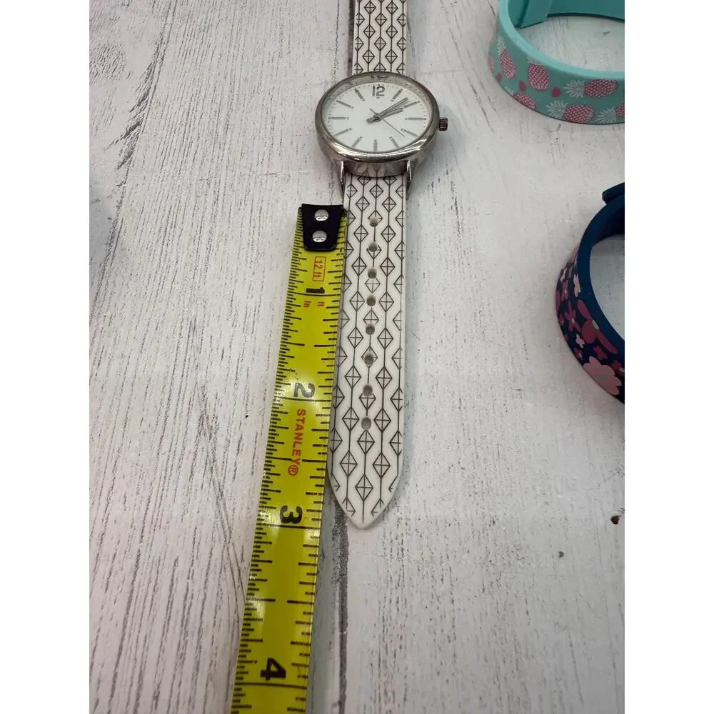 Unbranded watch 12