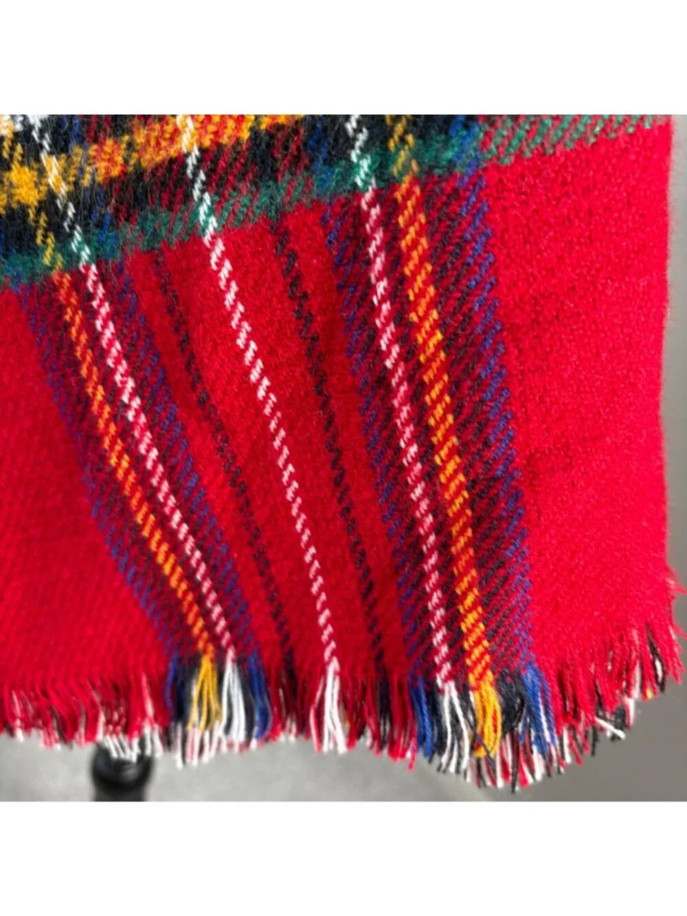 Tahari brand scarf