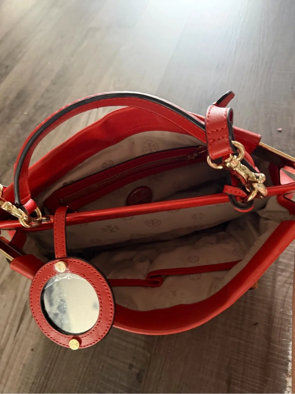 Tory Burch tory burch