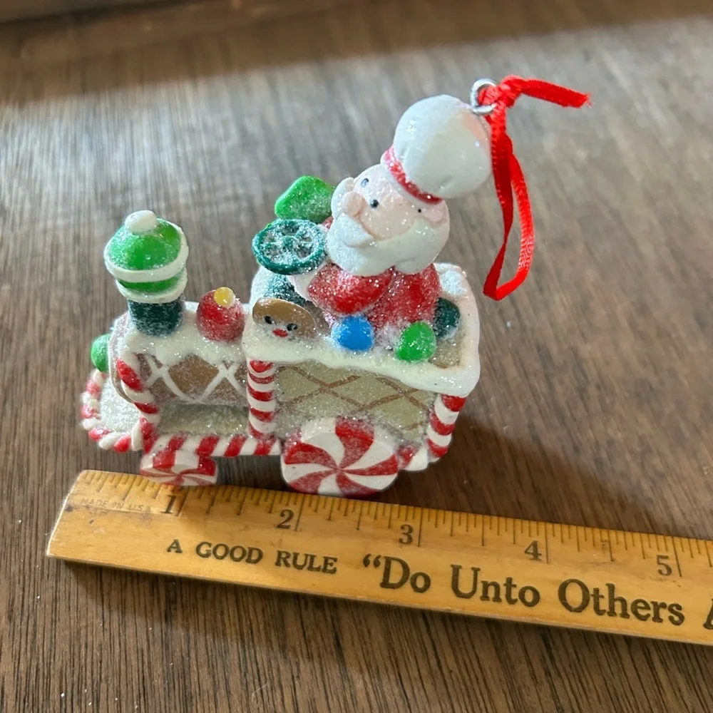 Vintage gingerbread santa