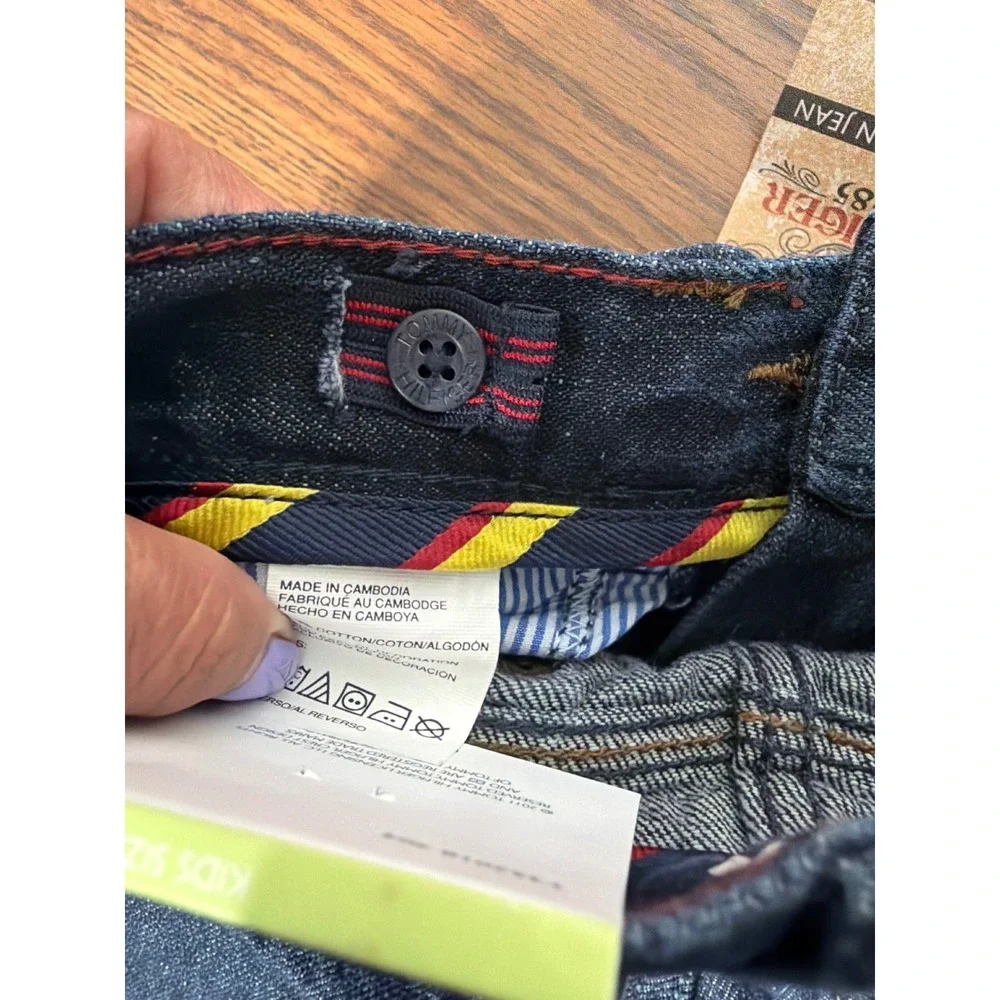 Tommy Hilfiger coordinated two