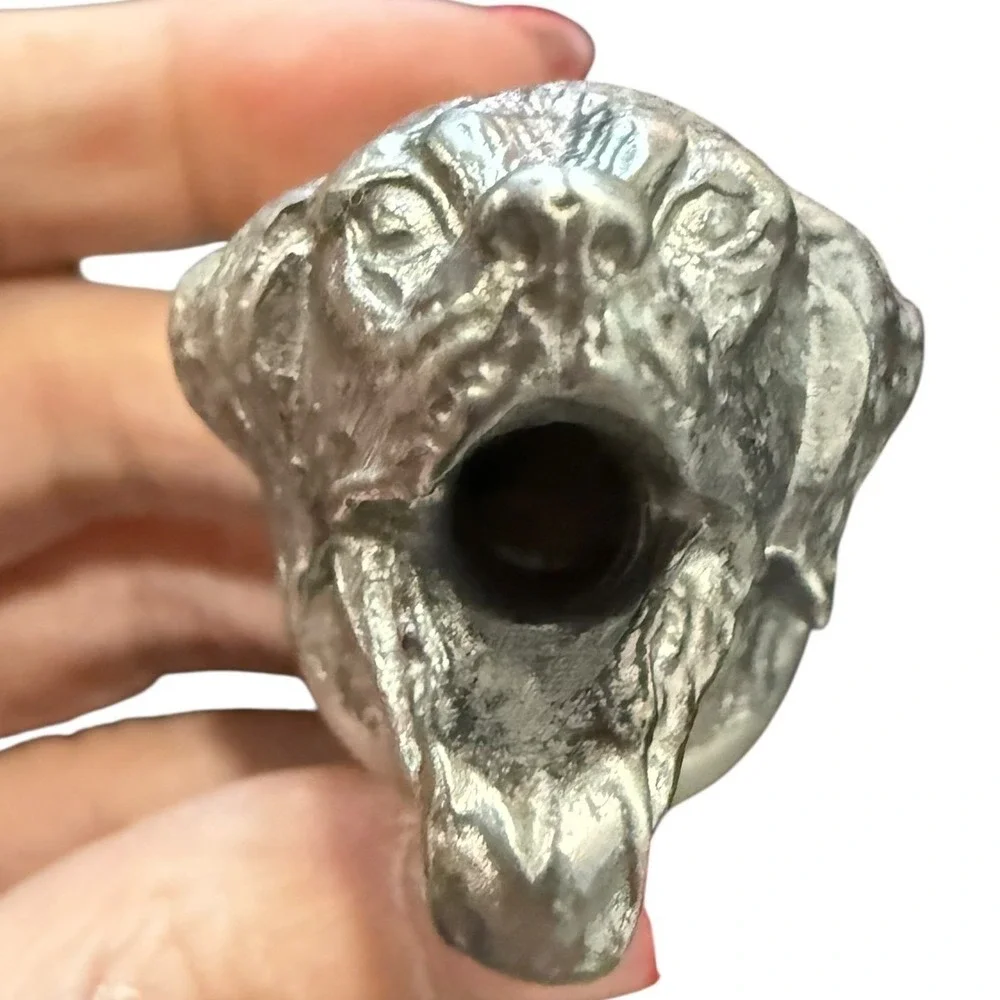 Menagerie wine pourer