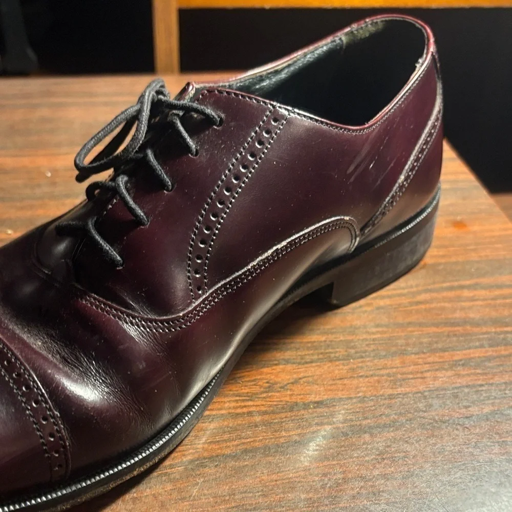 Bostonian elegant dark