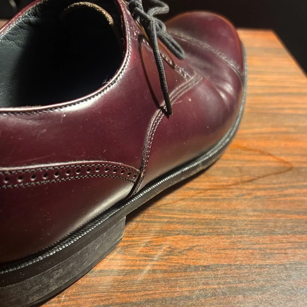 Bostonian elegant dark