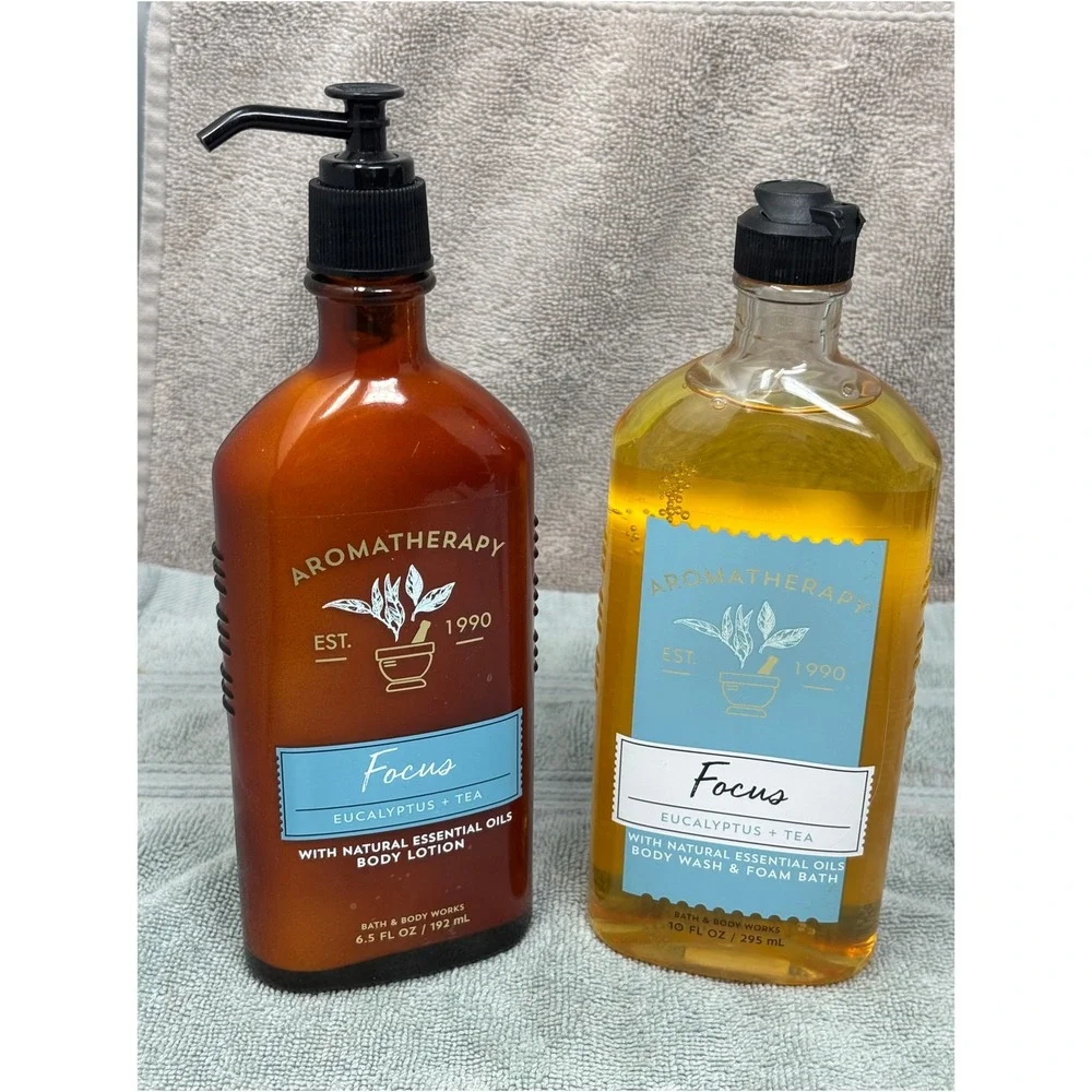 Bath & Body Works Aromatherapy Focus Eucalyptus Tea Lotion & Body Wash‎ Set