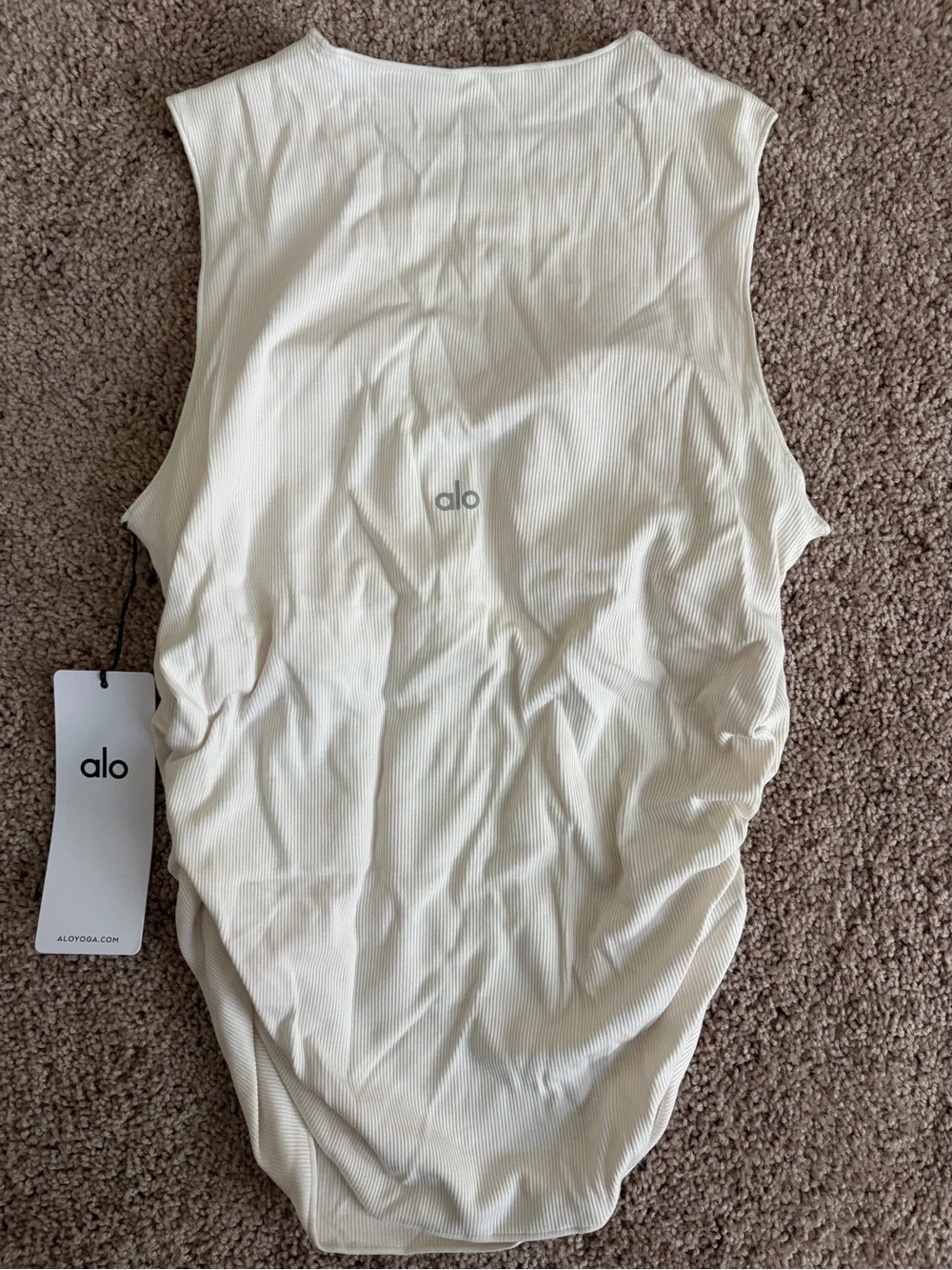 ALO Yoga nwt alo