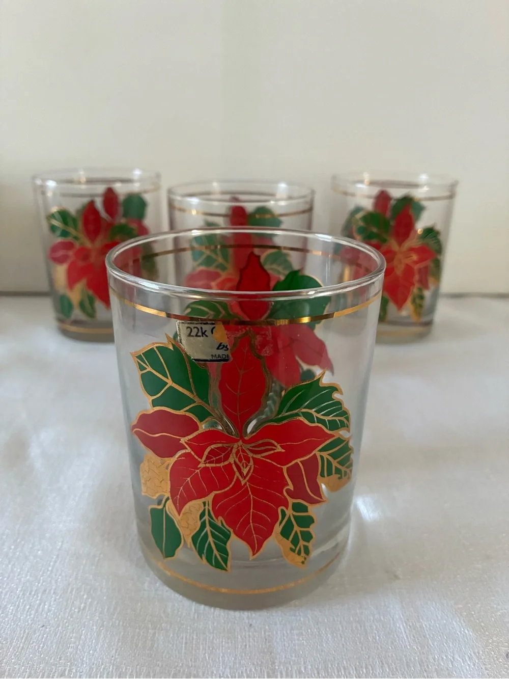 Culver Poinsettia Glass Tumbler - Red & Green Gold Trim Set of 4 Lowball