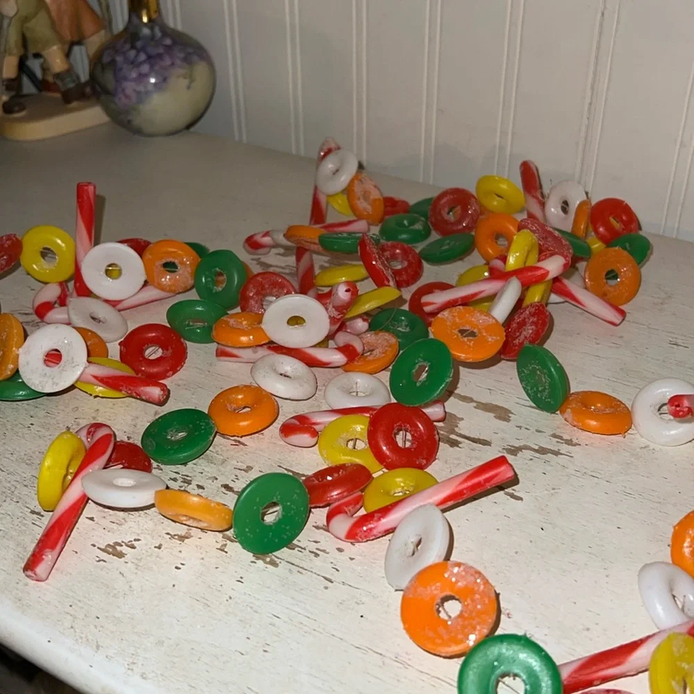 Vintage MCM Christmas blow mold candy mica garland tree