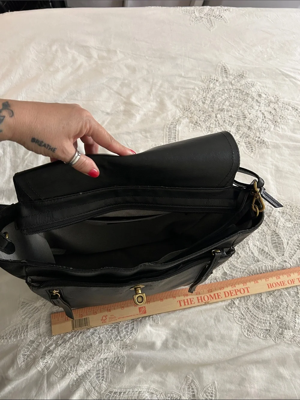 Fossil structured leather