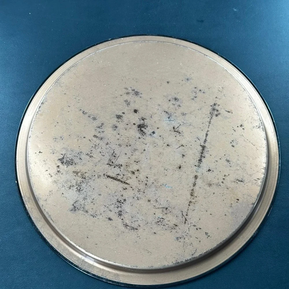 N/A vintage round