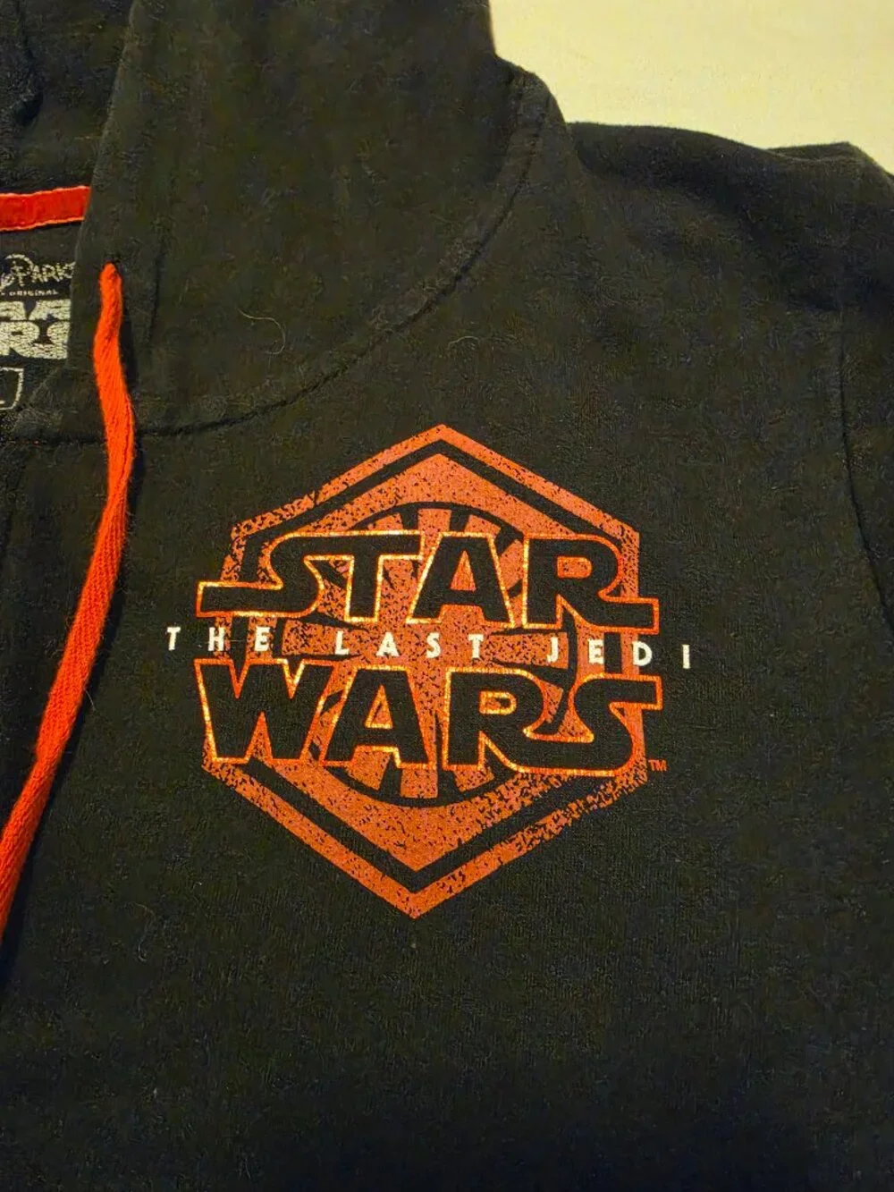 Star Wars embrace dark