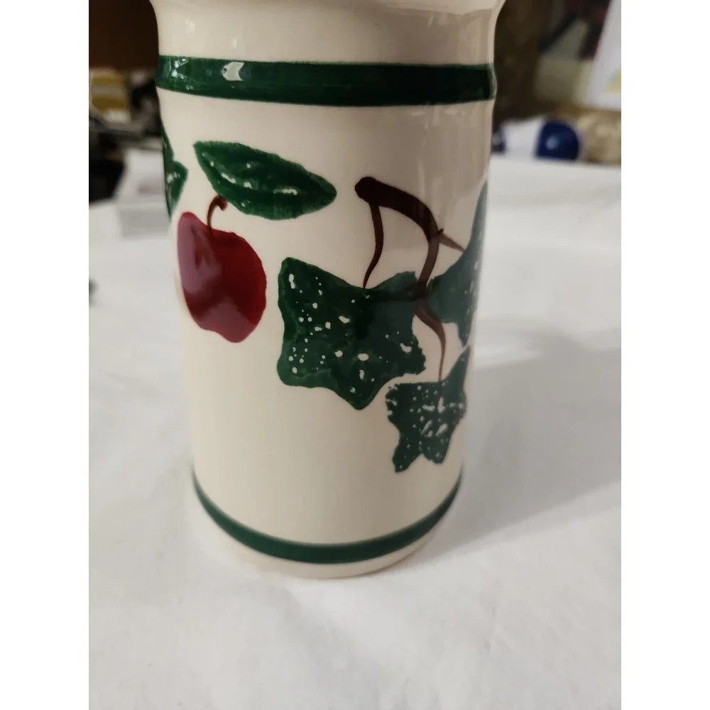 Unbranded vintage ceramic