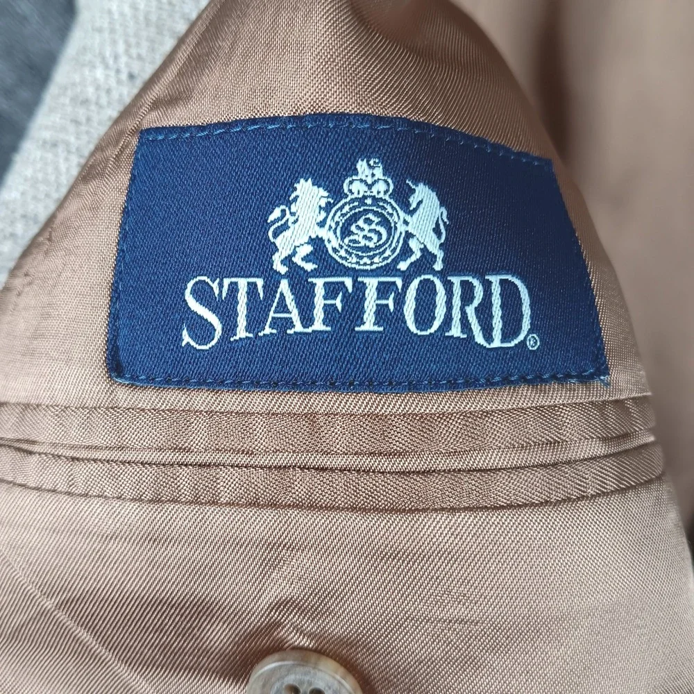 Stafford sophisticated 100%
