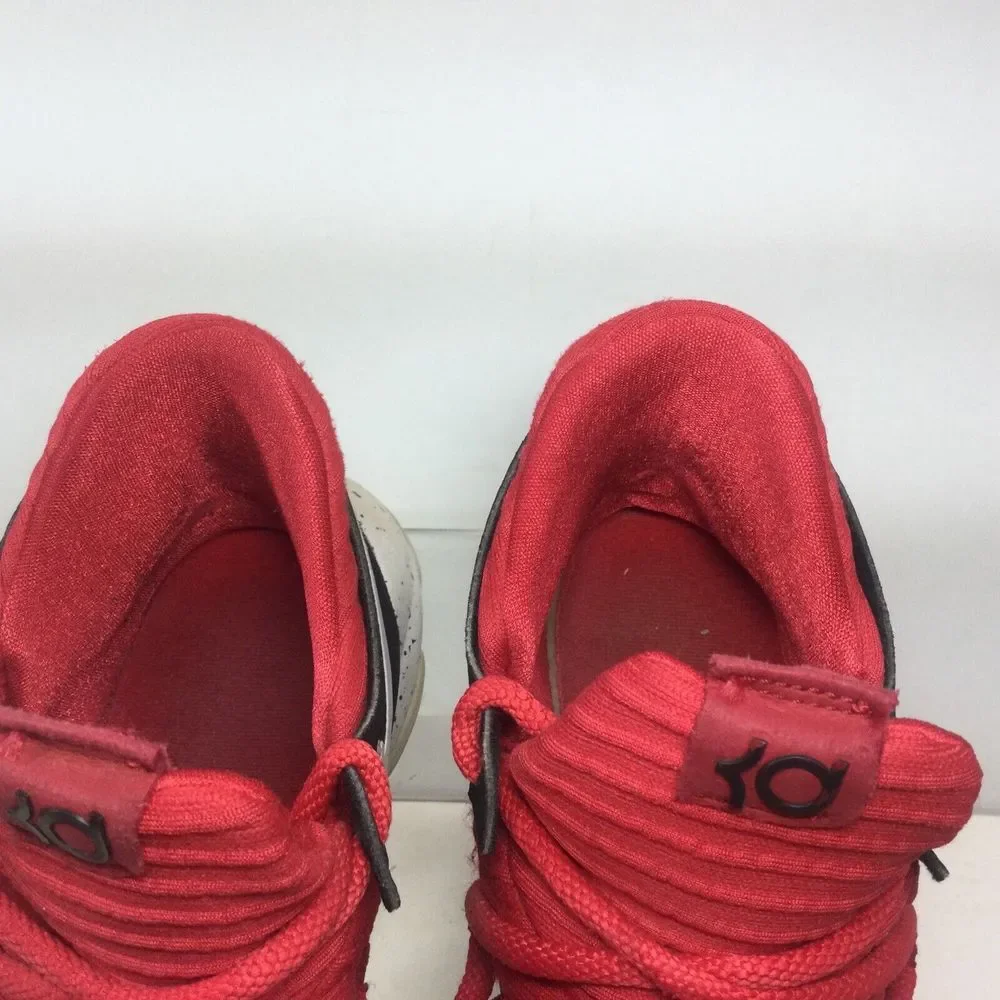 Nike basketball priority kevin