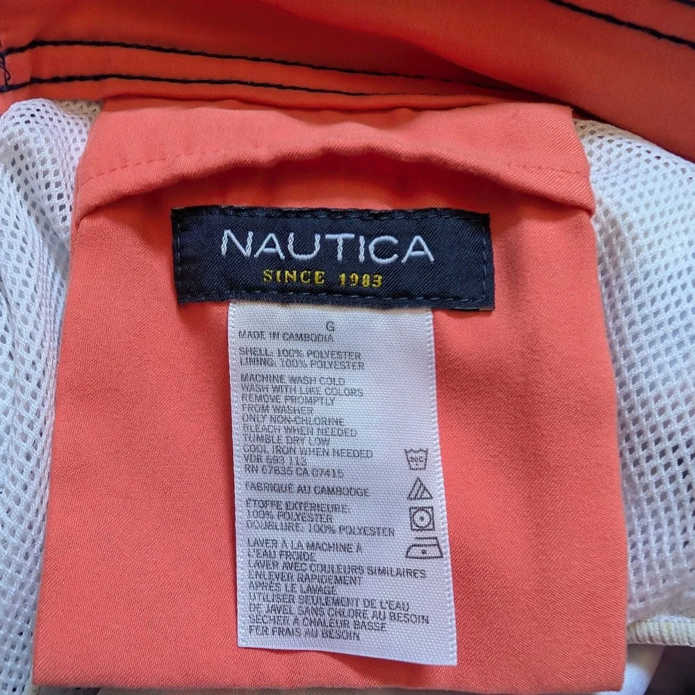 Nautica dive into