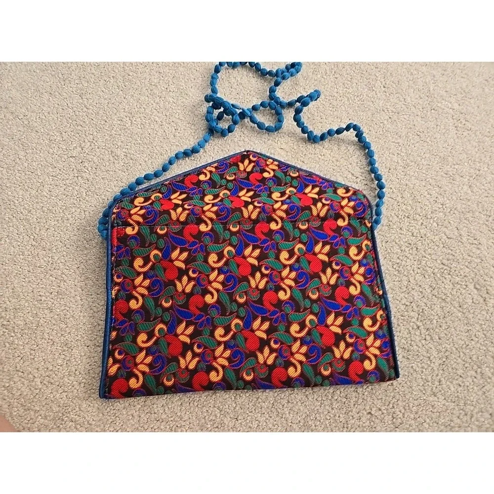 The Unbranded Brand finely embroidered