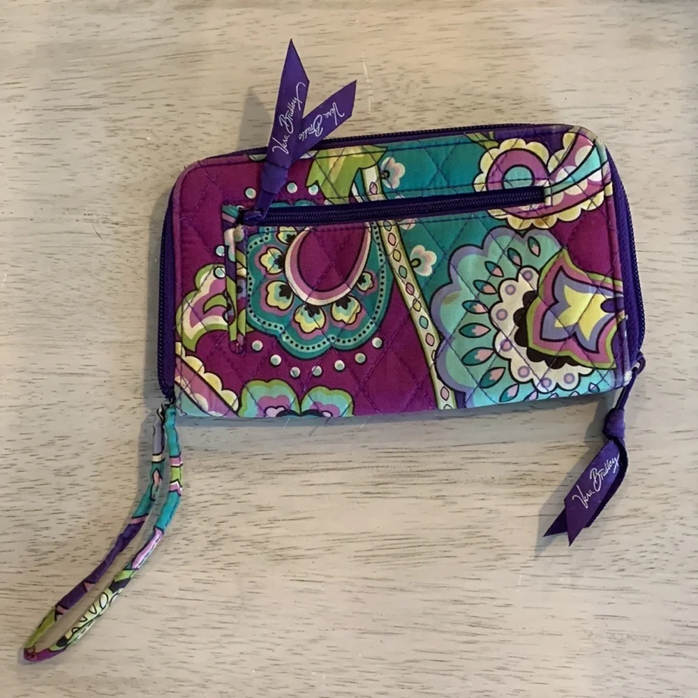Vera Bradley this vera