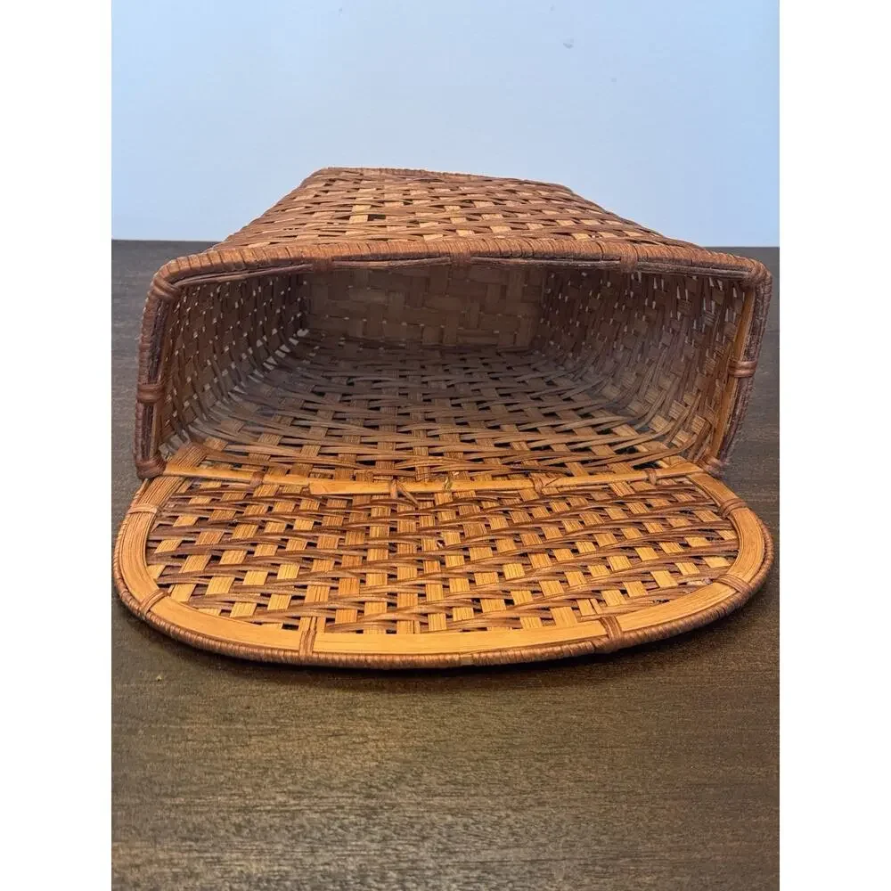 N/A woven wicker