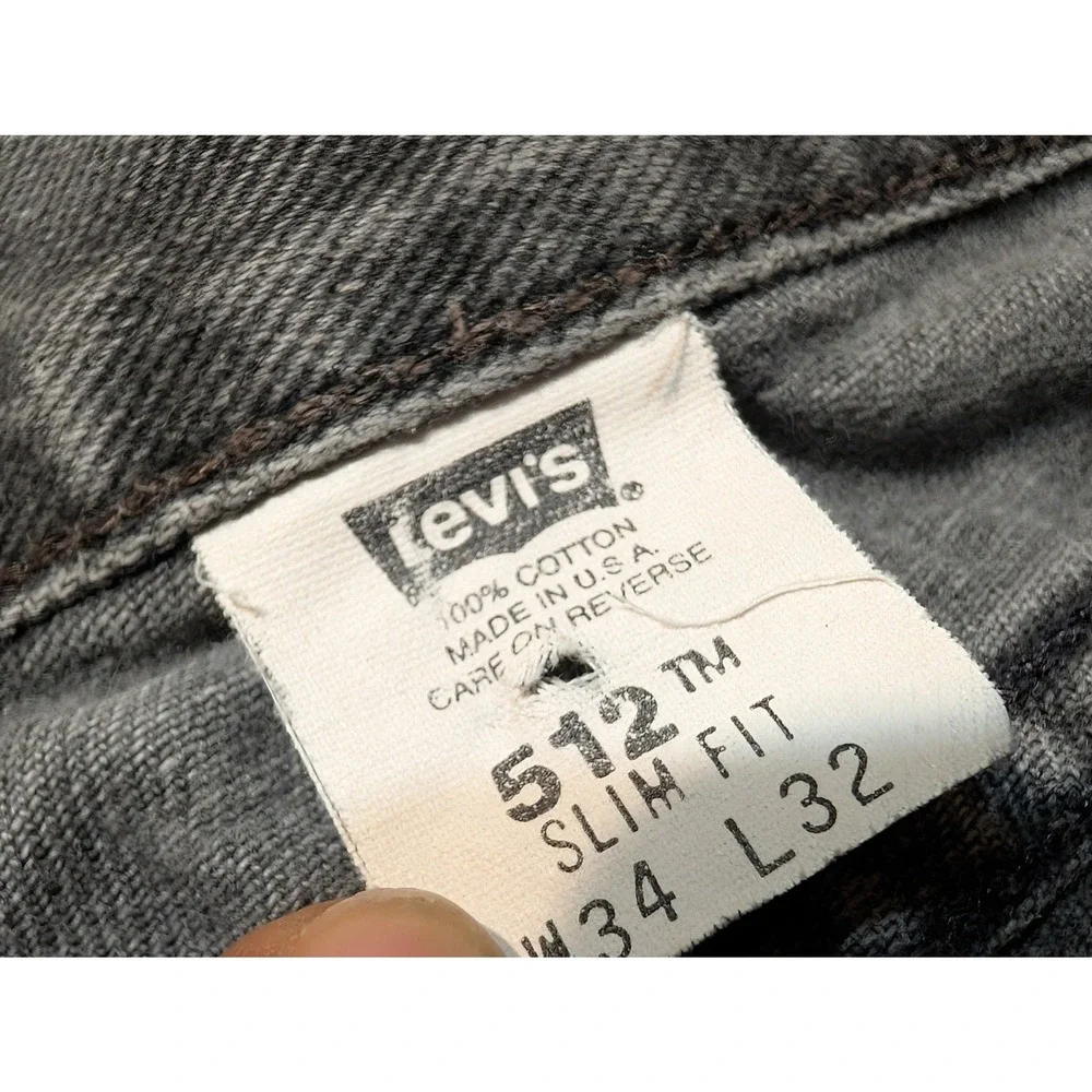 Levis please note