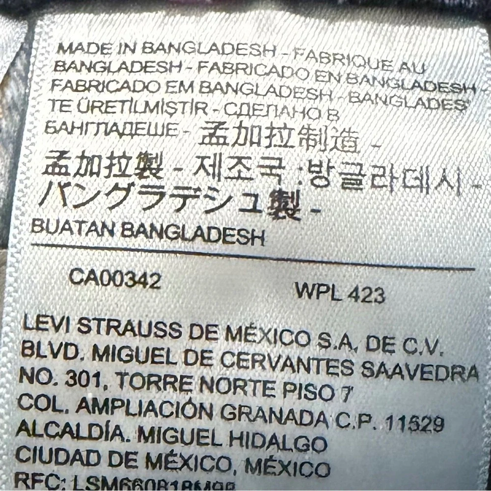 Levis levi 559