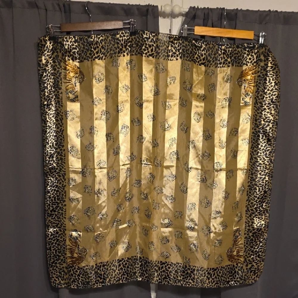 Gold and Black‎ Animal Print Scarf Satiny Cheetahs Tigers Square 40in. EUC