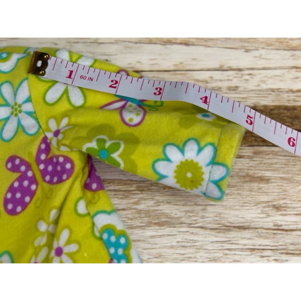 The Unbranded Brand lime green