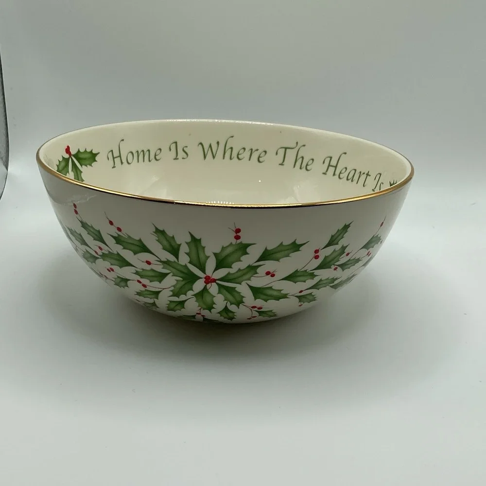 Lenox holiday serving