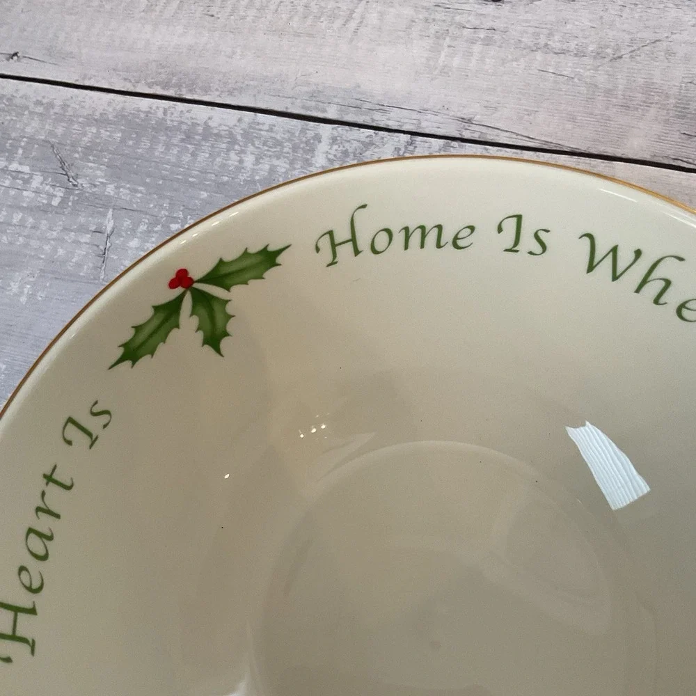 Lenox holiday serving