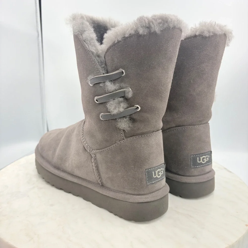 UGG gita shearling